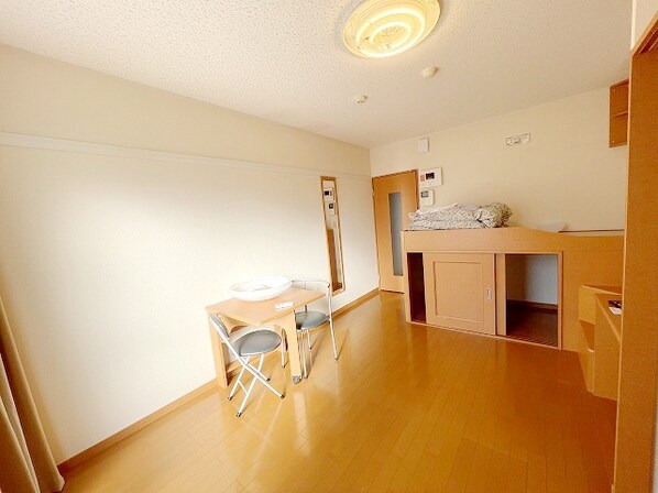 レオパレスYUTAKAの物件内観写真